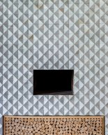 Artistic additions like this patterned wall just serve to make the natural beauty that much more stunning.